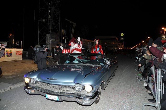 Ingrandisci la foto
